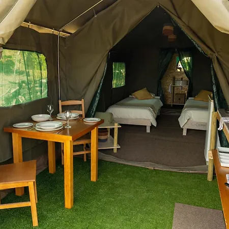 Safari Glamping Portugal Parrot * Ventosa (Braga)