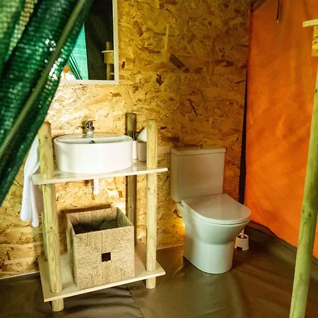 Safari Glamping Portugal Parrot * Ventosa (Braga)