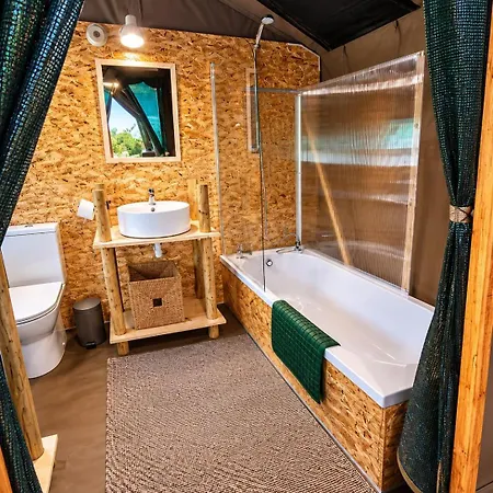 Safari Glamping Portugal Parrot *