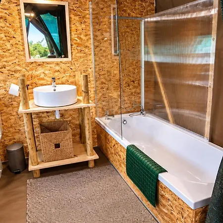 Safari Glamping Portugal Parrot *