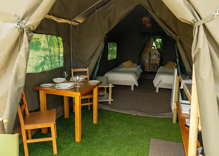 Safari Glamping Portugal Parrot * Ventosa (Braga)