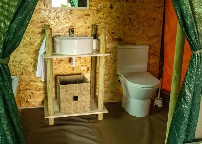 Safari Glamping Portugal Parrot 럭셔리텐트